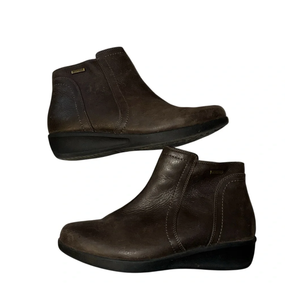 ARAVON Fairlee ankle boots leather waterproof shoes Women's size 9.5